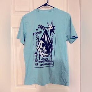 ❤️ 3 for $15 Volcom tee shirt